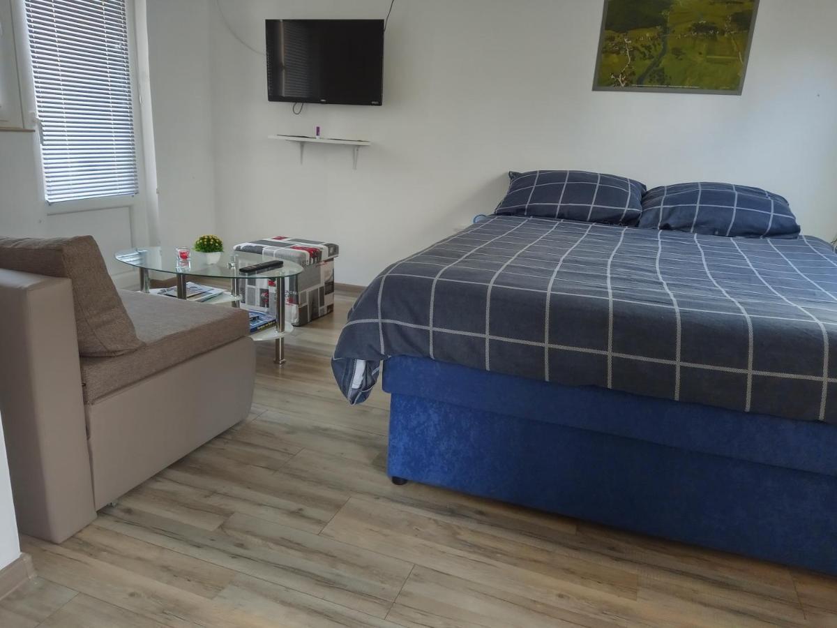 Apartman Borna Otocac Exterior photo