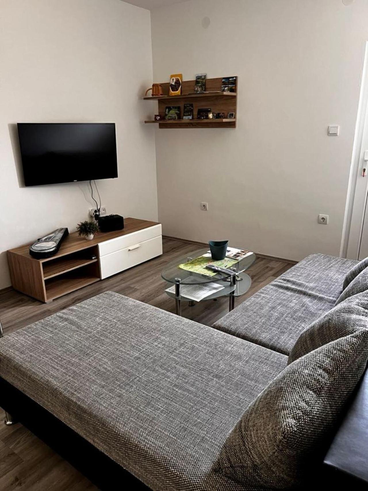 Apartman Borna Otocac Exterior photo